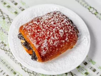 Плюшка с маком