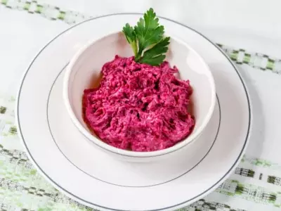 Салат из свеклы с чесноком